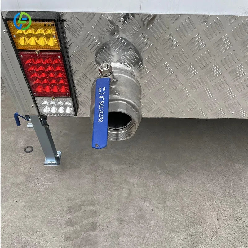 Hot Selling  Portable Toilet Trailer for Park Camping and Modern Design Outdoor Activities Mobile Toilet